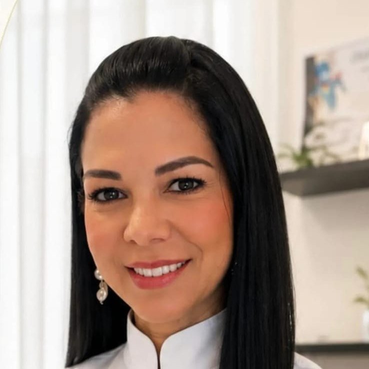 Dra. Elisa Melo, nutricionista